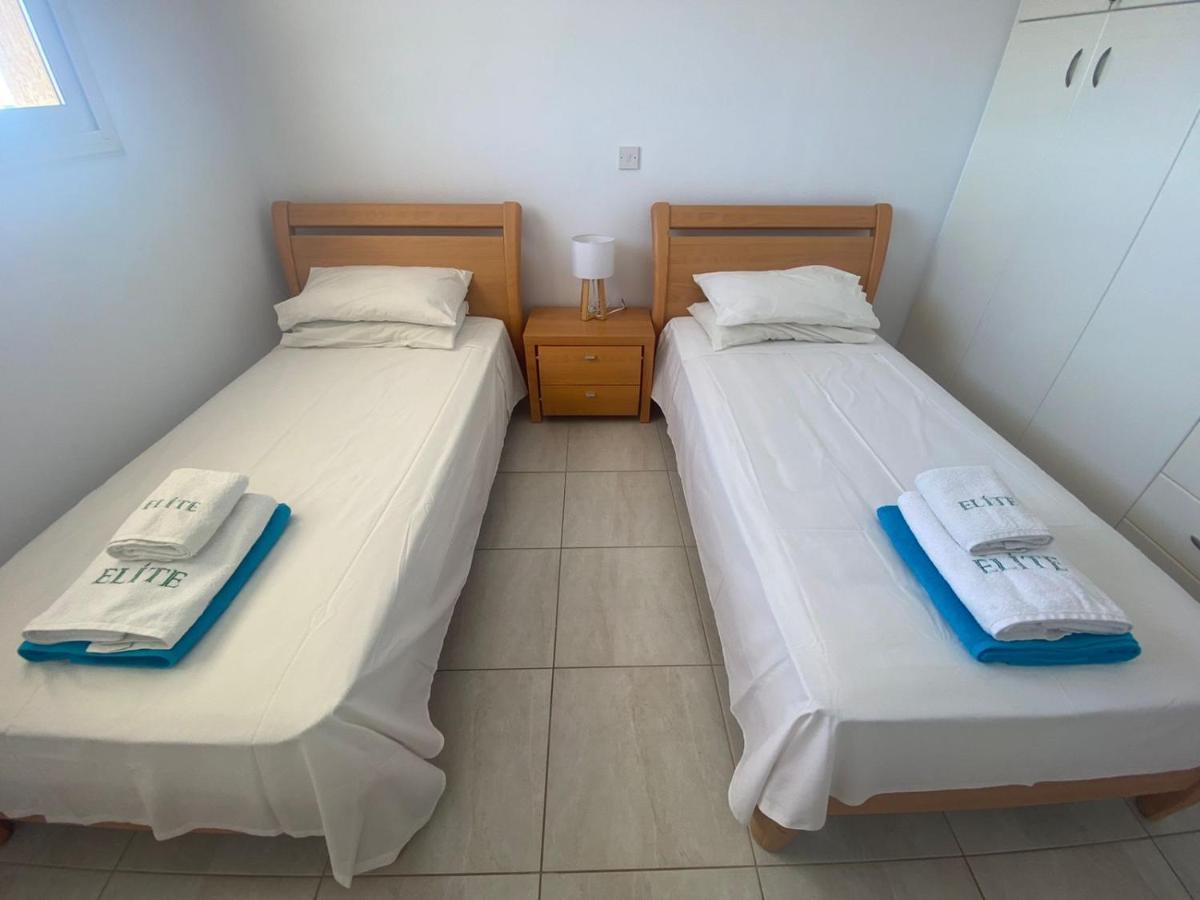 شقة Royal-Seacrest Paphos-Center Vip المظهر الخارجي الصورة