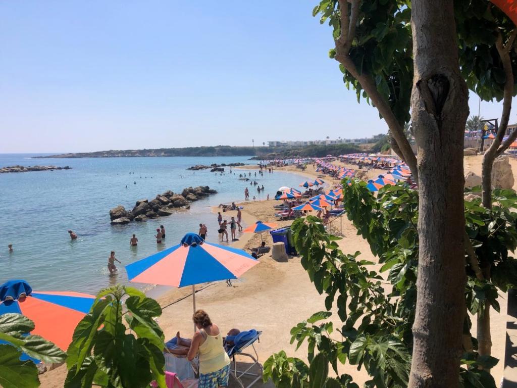 شقة Royal-Seacrest Paphos-Center Vip المظهر الخارجي الصورة
